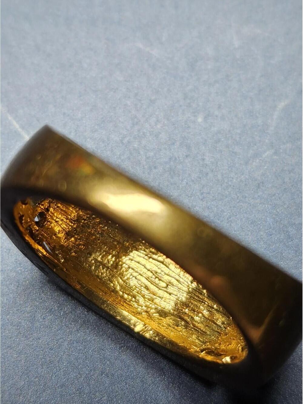 Man's Onyx White Crystal Incrusted Gold Filled 1/4" wide Size 9 Ring - Picture 9 of 13